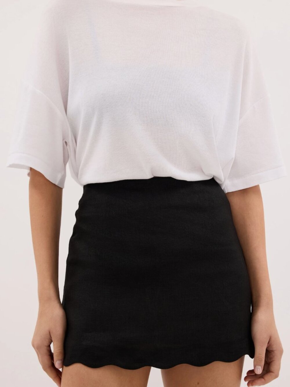 NWT Dissh Lela Black Linen Skort